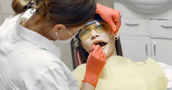 Frequent Dental Implants Check-Up By Dentist Frequent Dental Implants Check-Up By Dentist